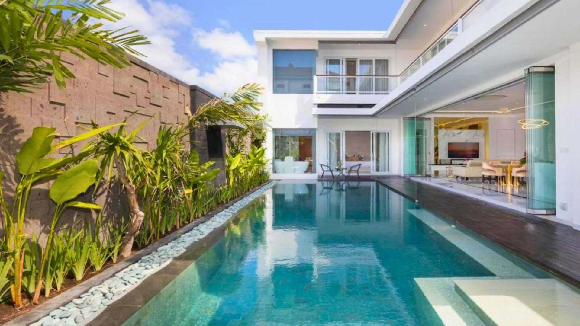 Nayana 4 Bedroom Private Pool Villa Zn222 Legian Indonésie