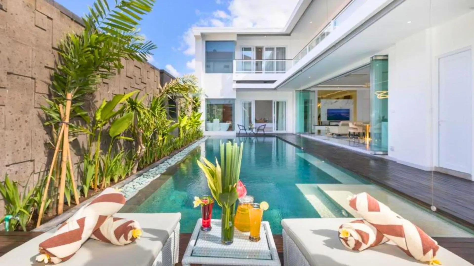 Nayana 4 Bedroom Private Pool Villa Zn222 Legian