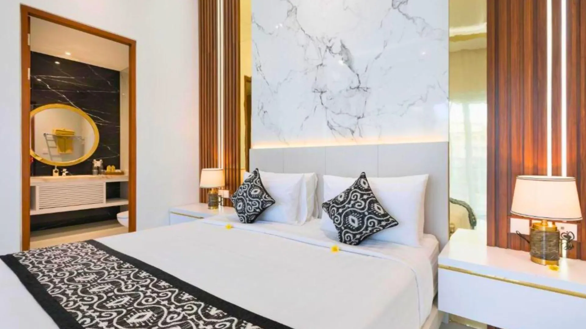 Nayana 4 Bedroom Private Pool Villa Zn222 Legian   Legian (Bali)