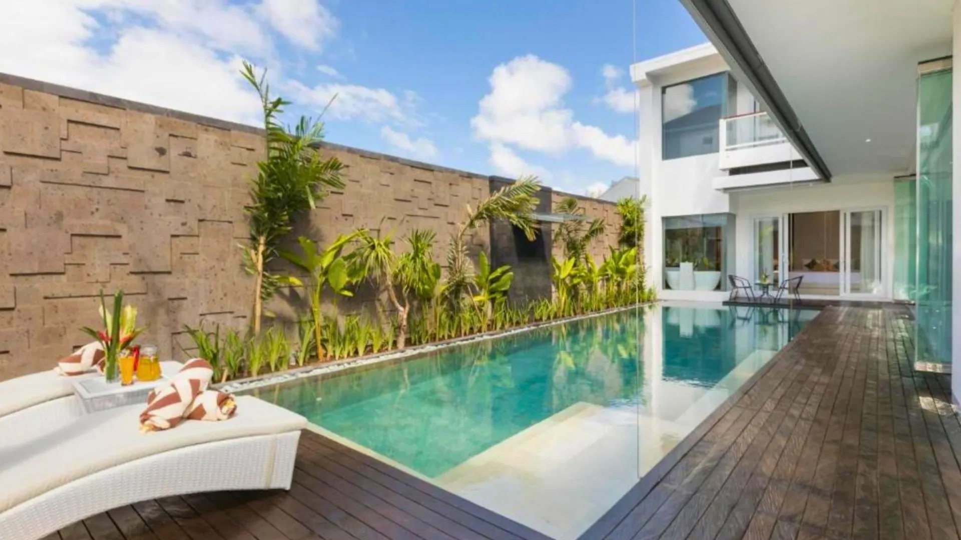 Nayana 4 Bedroom Private Pool Villa Zn222 Legian  Legian (Bali)